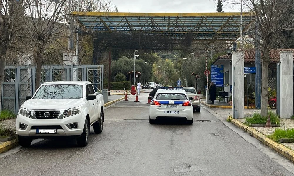 Συνελήφθη ο άνδρας που δολοφόνησε την ασθενή στο Δαφνί